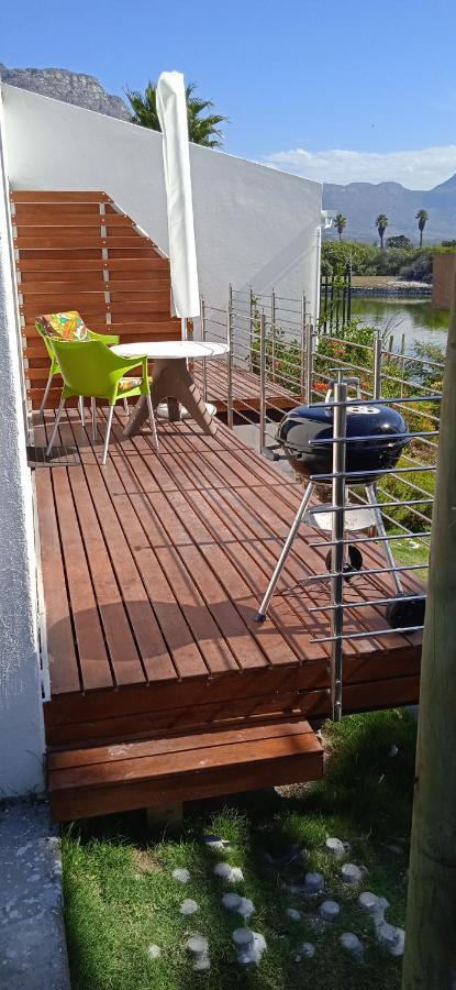 Vlei Cove Guesthouse Cape Town Bagian luar foto