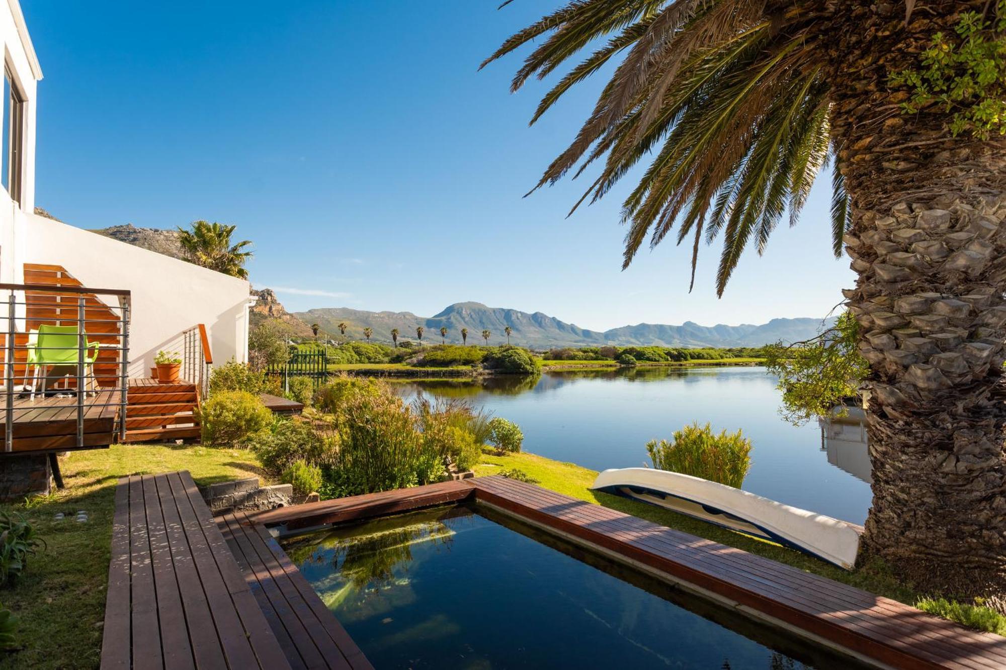 Vlei Cove Guesthouse Cape Town Bagian luar foto