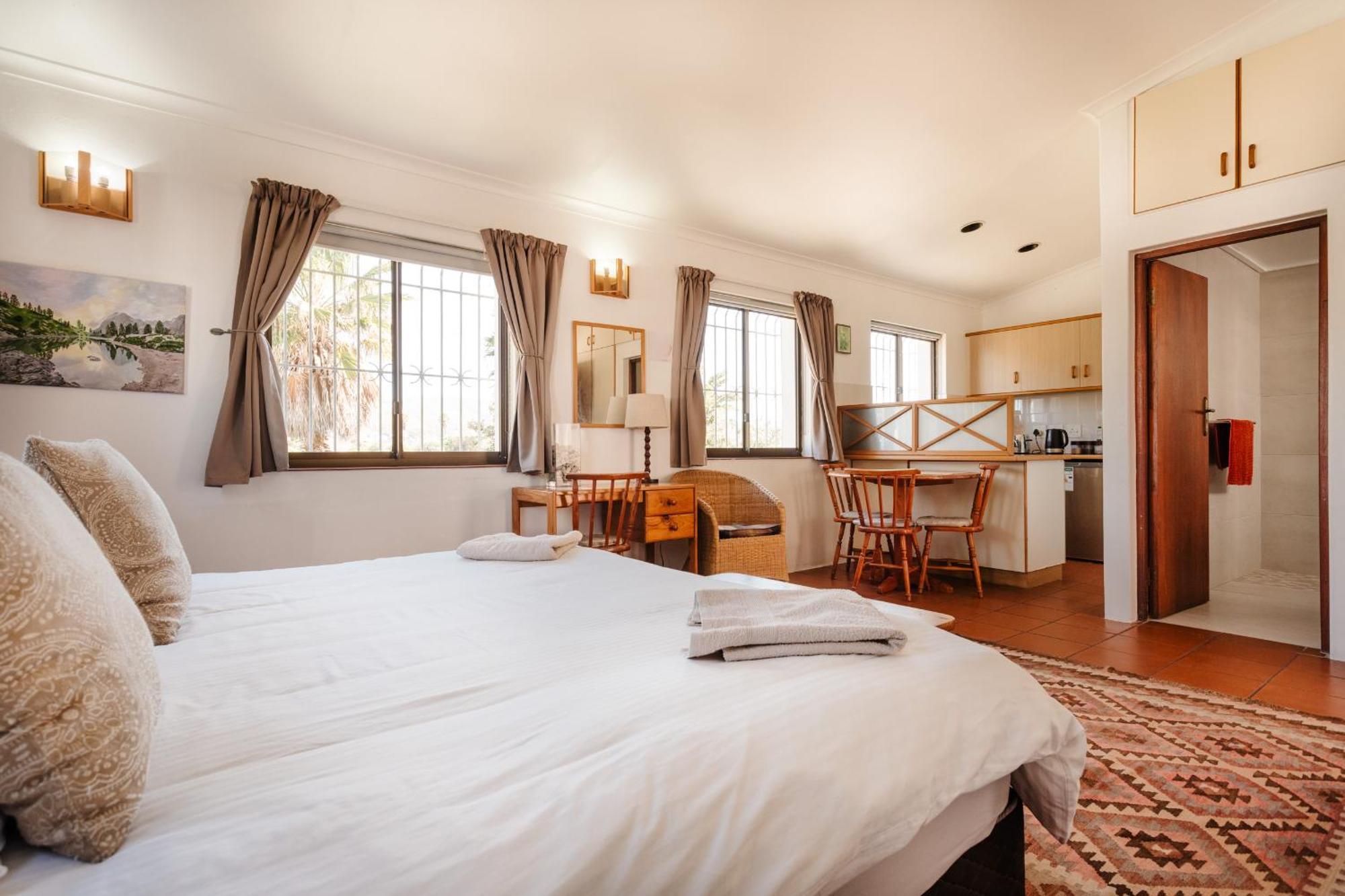 Vlei Cove Guesthouse Cape Town Bagian luar foto