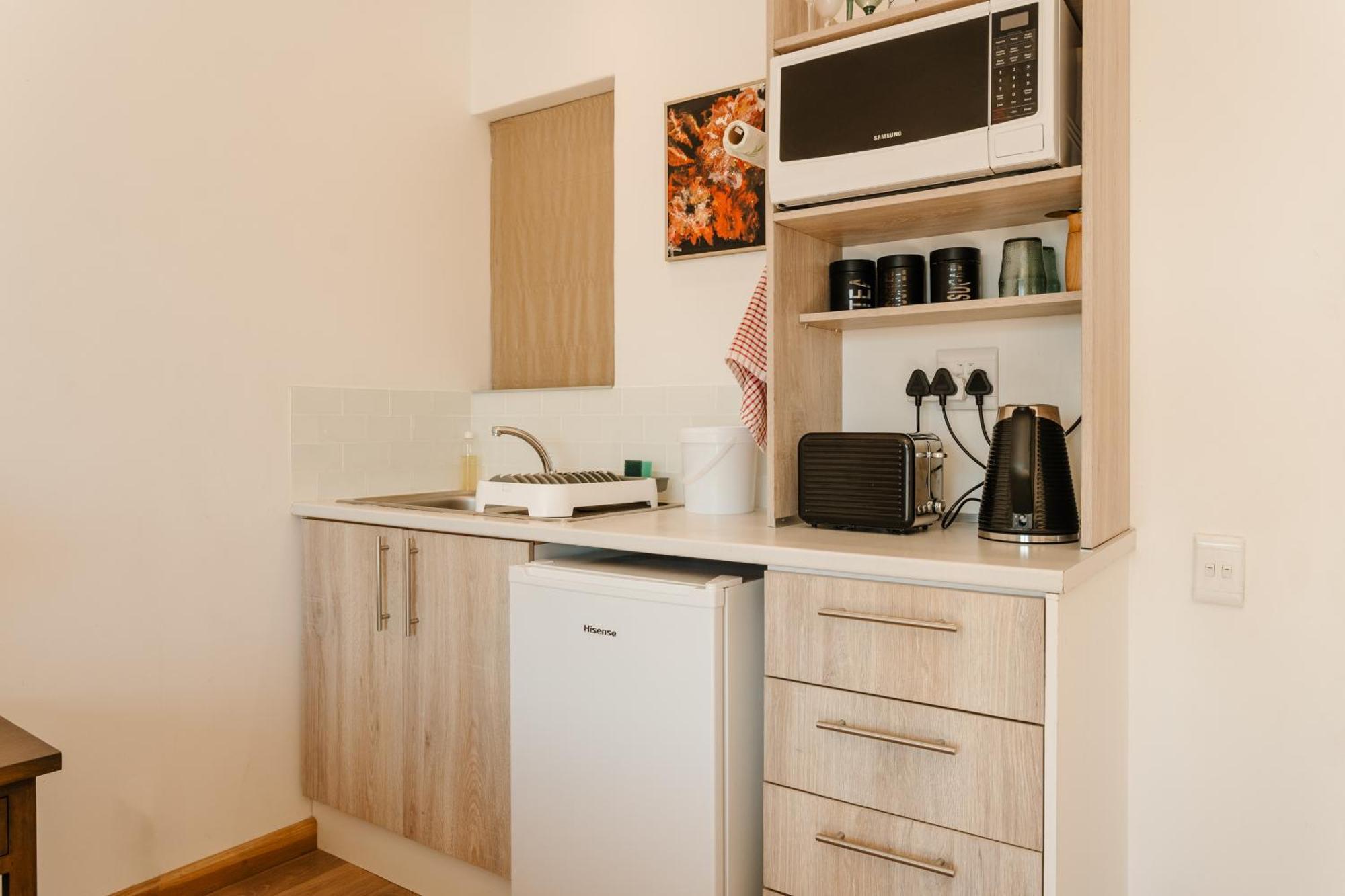 Vlei Cove Guesthouse Cape Town Bagian luar foto