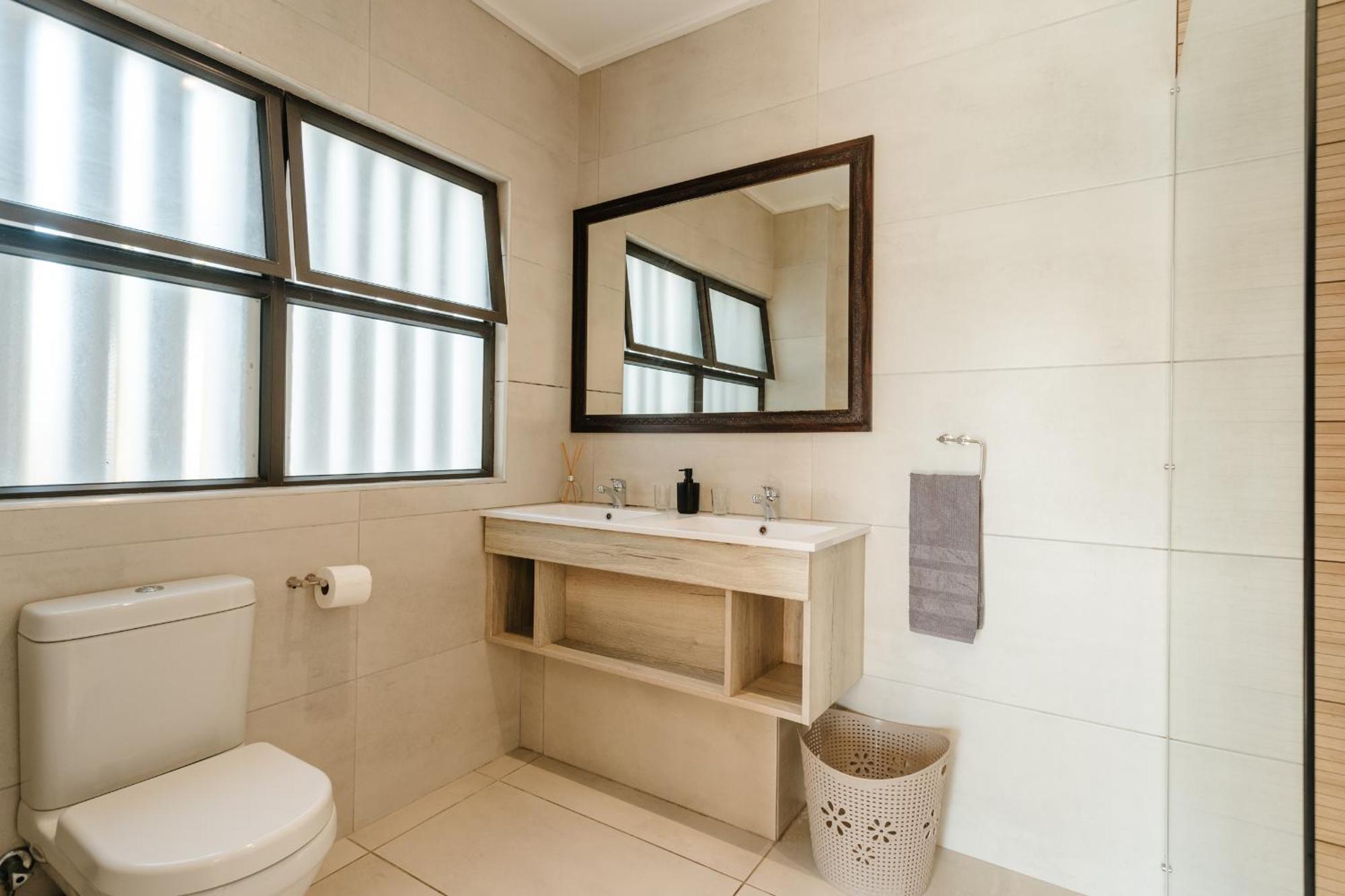 Vlei Cove Guesthouse Cape Town Bagian luar foto